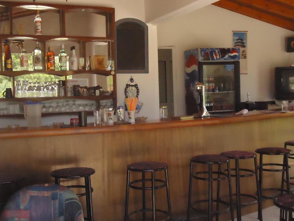 赫耳墨斯一室公寓酒店 法里拉基 外观 照片