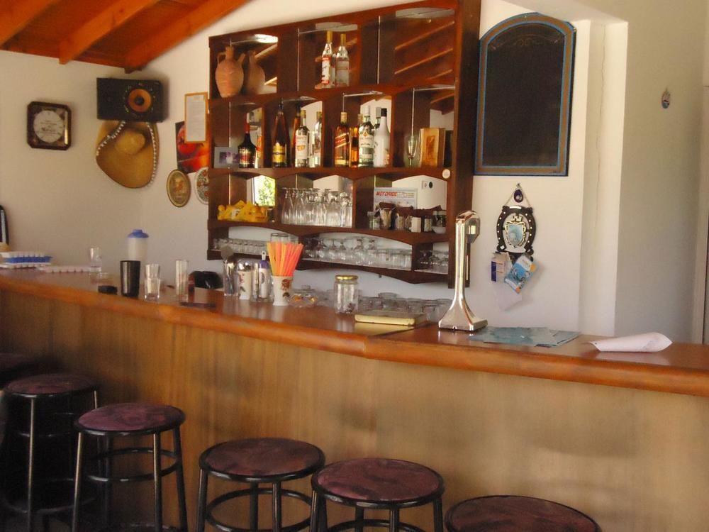 赫耳墨斯一室公寓酒店 法里拉基 外观 照片